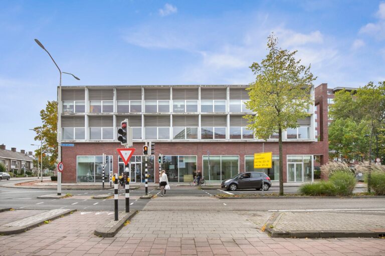 Roosendaal – Laan van Limburg 1 – Foto 12
