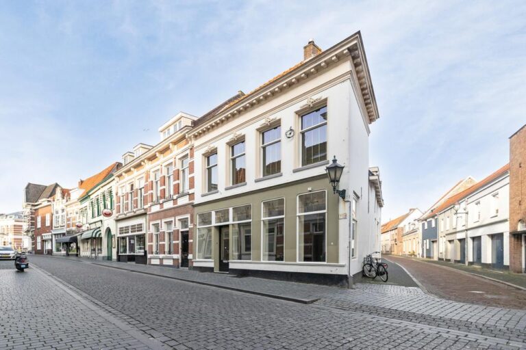 Bergen Op Zoom – Steenbergsestraat 34 – Foto