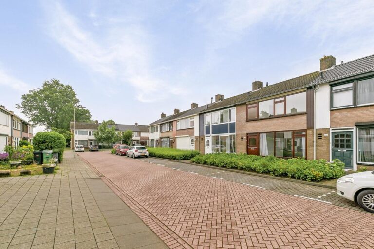 Roosendaal – Van Goghlaan 248 – Foto 3
