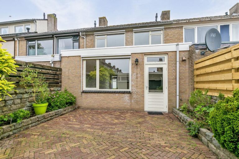Roosendaal – Van Goghlaan 248 – Foto 21