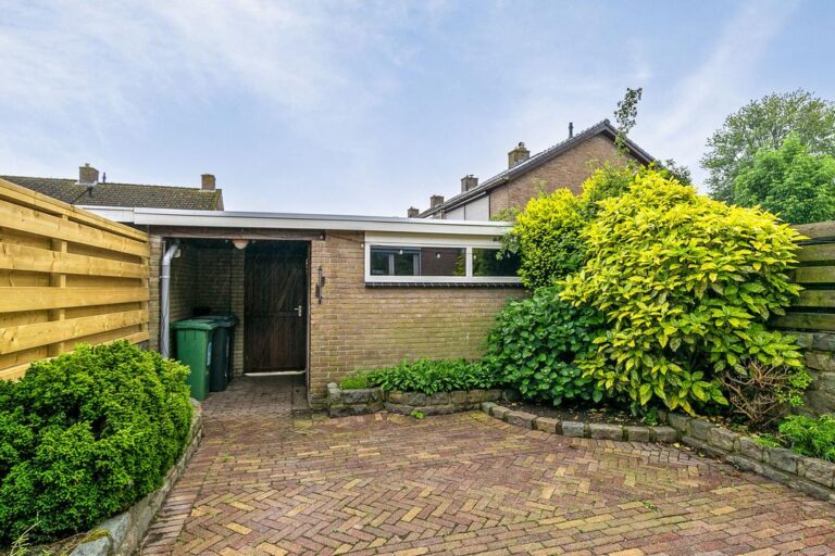 Roosendaal – Van Goghlaan 248 – Foto 24