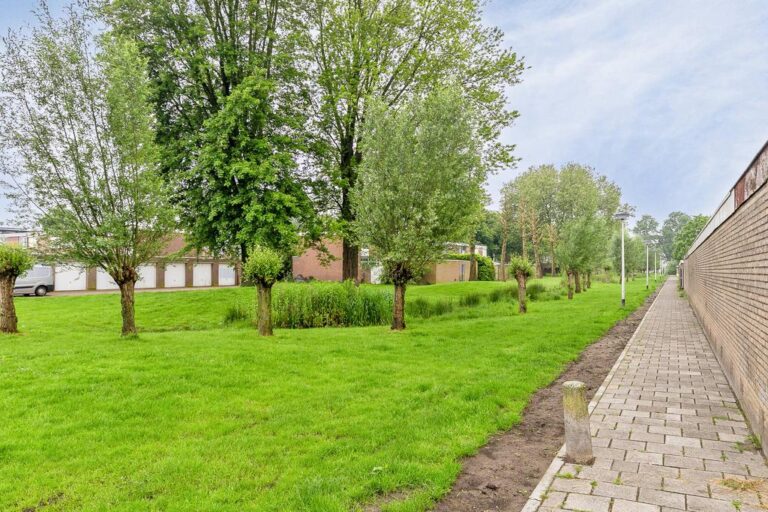 Roosendaal – Van Goghlaan 248 – Foto 26
