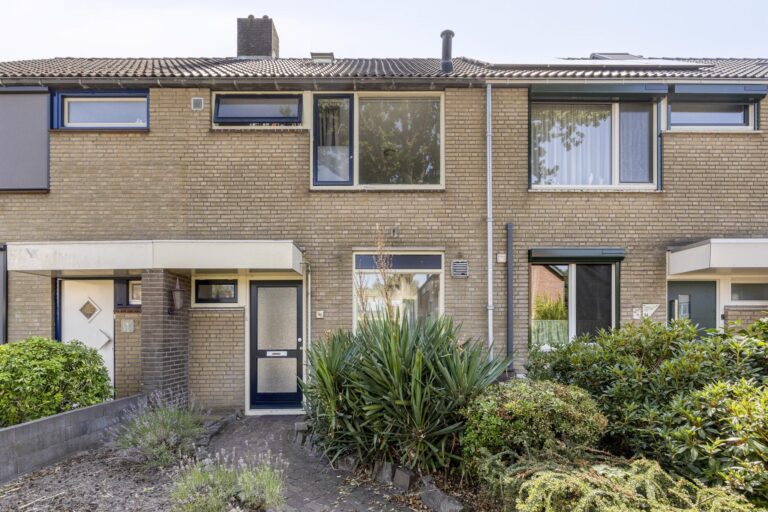 Roosendaal – Amarildijk 96 – Foto