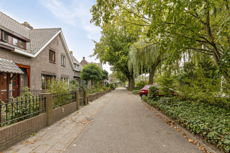 Halsteren – Loolaan 22 – Foto